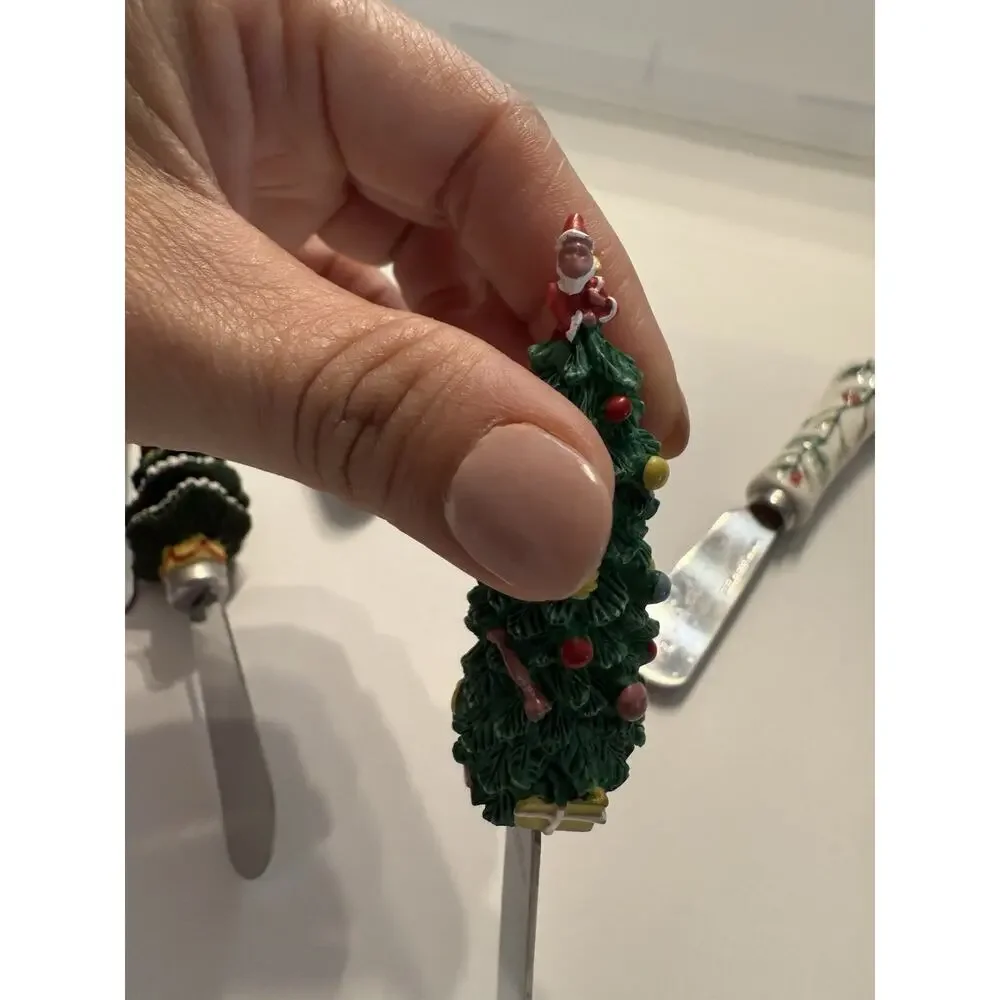 Boston Warehouse Christmas Resin Handle Cheese Spreaders Set of 6 Santa Snowman